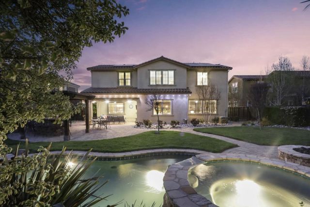 50 Tilton Avenue, Morgan Hill, CA 95037