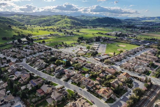 50 Tilton Avenue, Morgan Hill, CA 95037