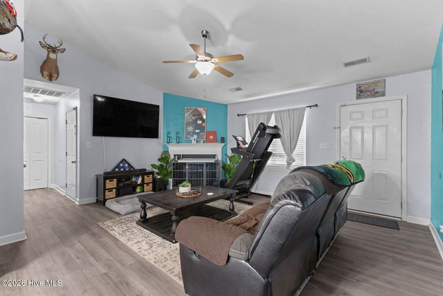 120 Eagle Ridge Drive, Beulaville, NC 28518