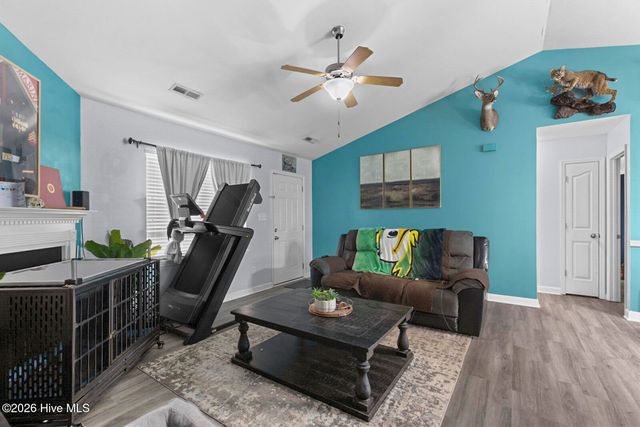 120 Eagle Ridge Drive, Beulaville, NC 28518