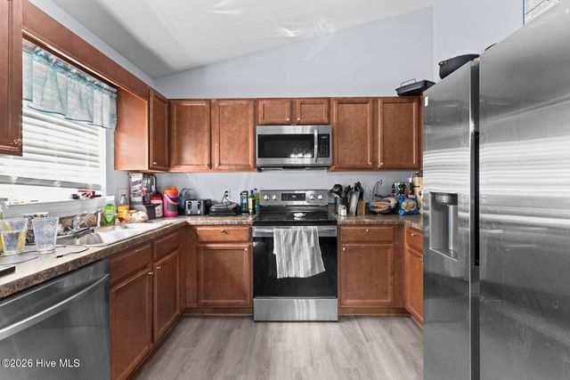 120 Eagle Ridge Drive, Beulaville, NC 28518