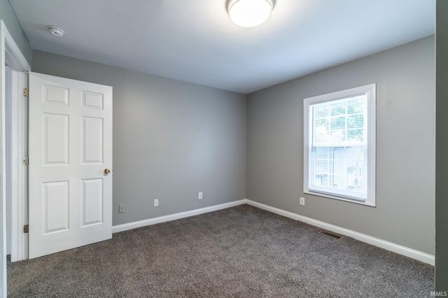 807 W Washington Boulevard, Fort Wayne, IN 46802