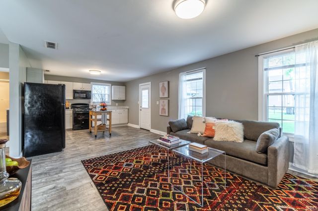 807 W Washington Boulevard, Fort Wayne, IN 46802