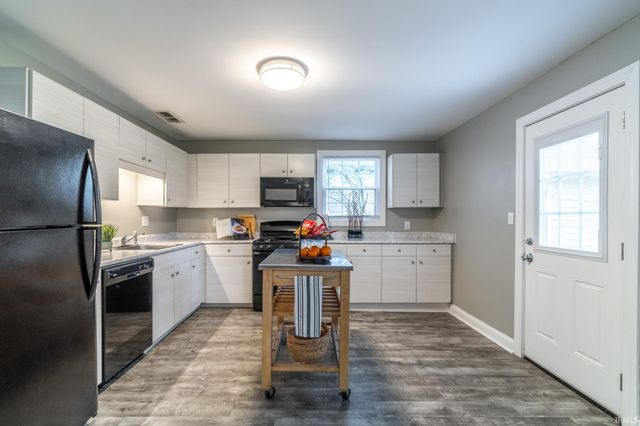 807 W Washington Boulevard, Fort Wayne, IN 46802