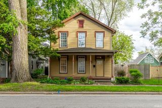 807 W Washington Boulevard, Fort Wayne, IN 46802