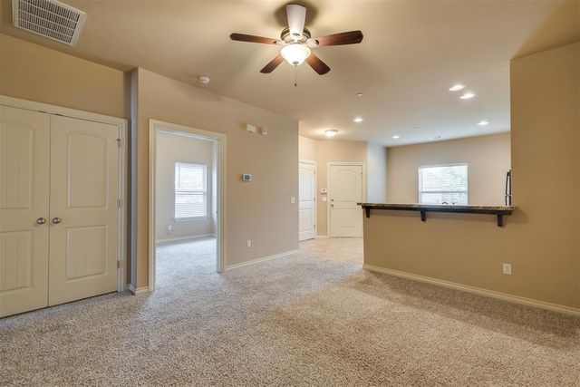 913 SW 92nd Street, Oklahoma City, OK 73139