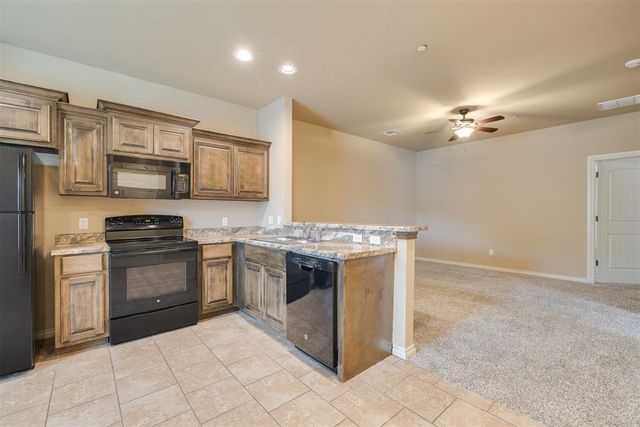 913 SW 92nd Street, Oklahoma City, OK 73139