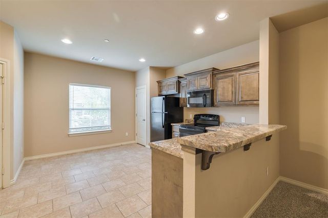 913 SW 92nd Street, Oklahoma City, OK 73139