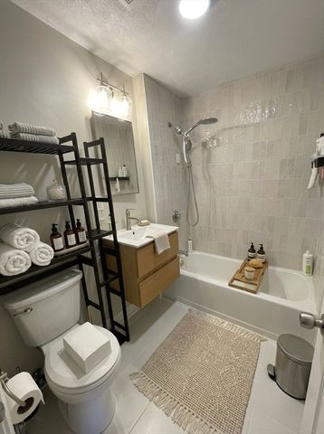 26 Boston St. 4, Boston, MA 02127