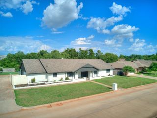 13616 Inverness Avenue, Oklahoma City, OK 73120