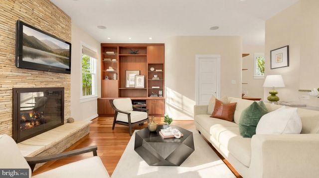 4114 EMERY PL NW, Washington, DC 20016