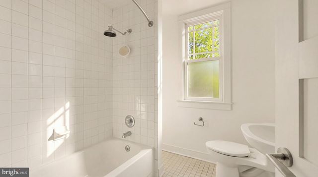 4114 EMERY PL NW, Washington, DC 20016