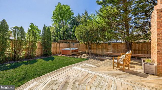 4114 EMERY PL NW, Washington, DC 20016