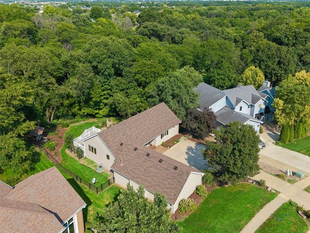 1319 NW 72nd Avenue, Ankeny, IA 50023