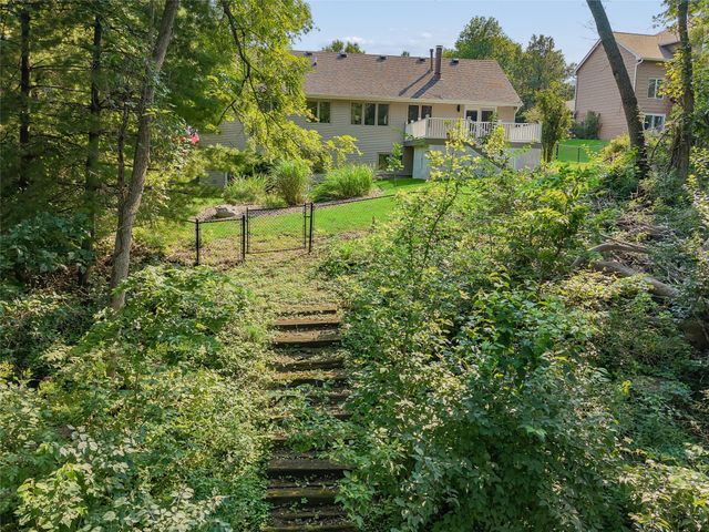 1319 NW 72nd Avenue, Ankeny, IA 50023