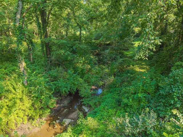 1319 NW 72nd Avenue, Ankeny, IA 50023