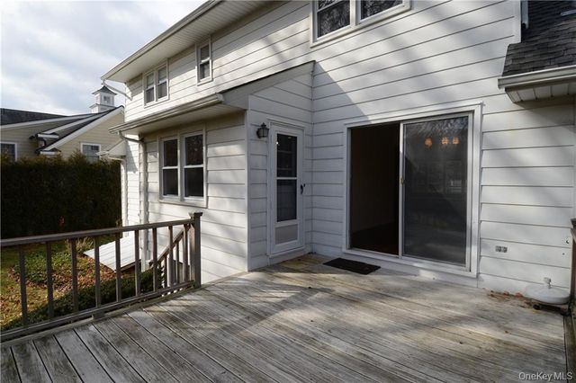 4 Knollwood Road, Eastchester, NY 10709