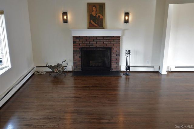 4 Knollwood Road, Eastchester, NY 10709