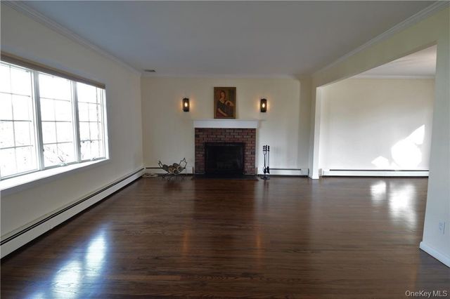 4 Knollwood Road, Eastchester, NY 10709