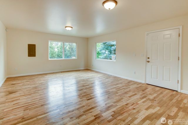 2618 30th Avenue E, Tacoma, WA 98443