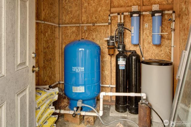 2618 30th Avenue E, Tacoma, WA 98443