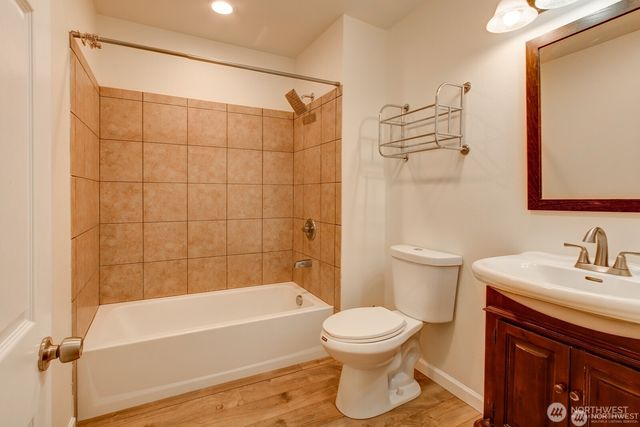 2618 30th Avenue E, Tacoma, WA 98443