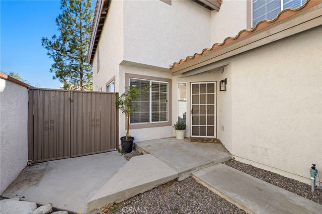 519 E Ash, Brea, CA 92821