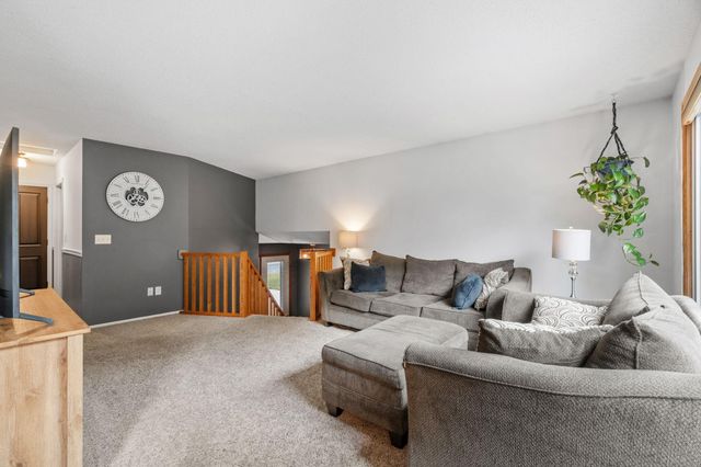 6542 Black Duck Drive S, Lino Lakes, MN 55014