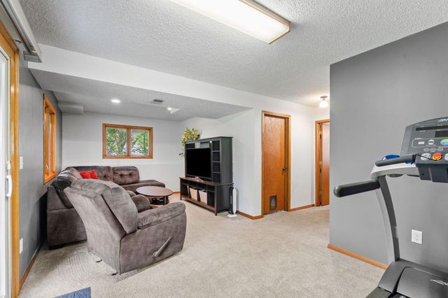6542 Black Duck Drive S, Lino Lakes, MN 55014