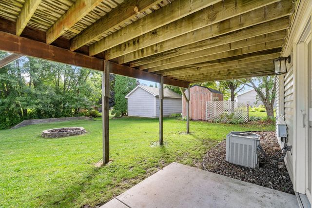 6542 Black Duck Drive S, Lino Lakes, MN 55014