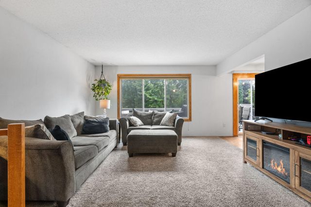 6542 Black Duck Drive S, Lino Lakes, MN 55014