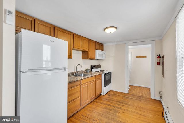 377 JACOBSTOWN COOKSTOWN RD, Wrightstown, NJ 08562