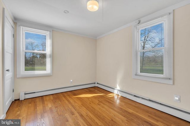 377 JACOBSTOWN COOKSTOWN RD, Wrightstown, NJ 08562