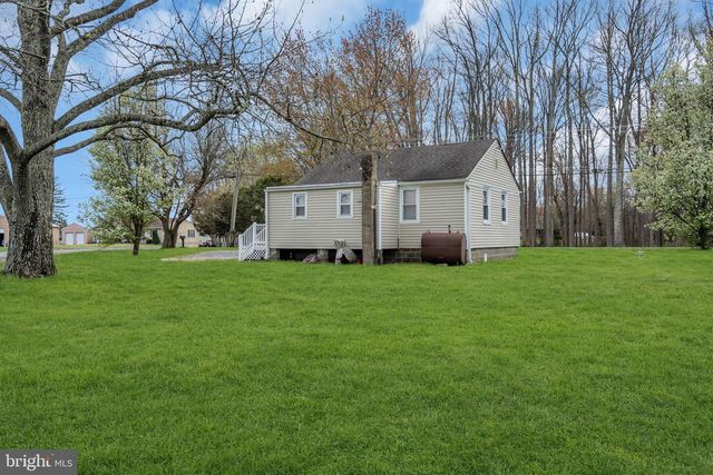 377 JACOBSTOWN COOKSTOWN RD, Wrightstown, NJ 08562