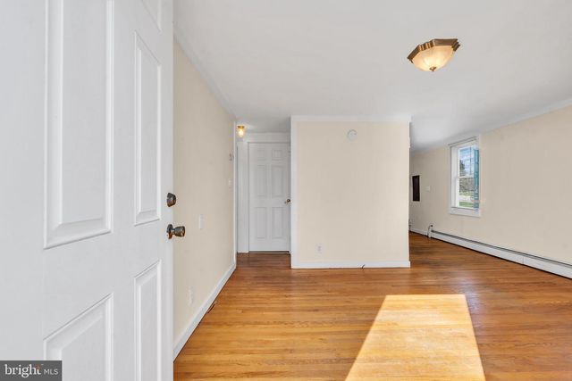 377 JACOBSTOWN COOKSTOWN RD, Wrightstown, NJ 08562