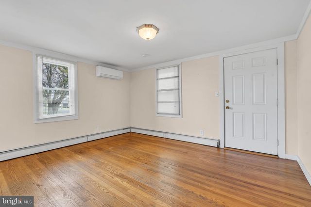 377 JACOBSTOWN COOKSTOWN RD, Wrightstown, NJ 08562