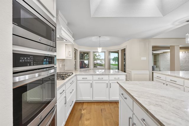 14 Victoria Drive, Rowlett, TX 75088