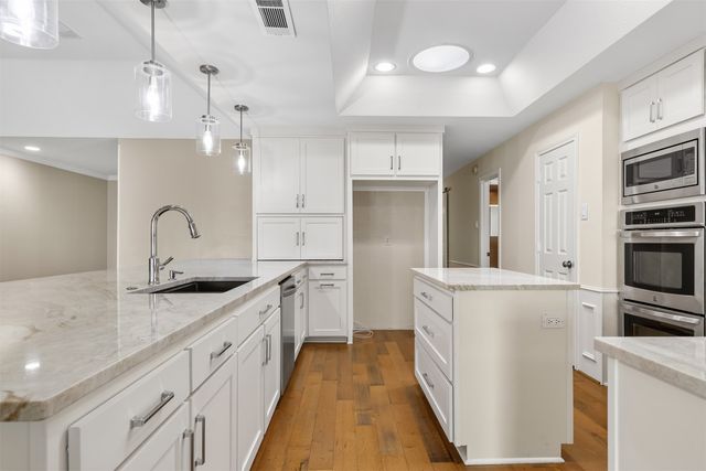 14 Victoria Drive, Rowlett, TX 75088