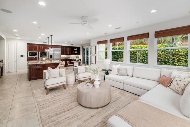 548 Quail Pointe Lane, Encinitas, CA 92024