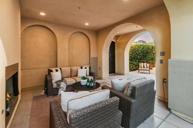 548 Quail Pointe Lane, Encinitas, CA 92024