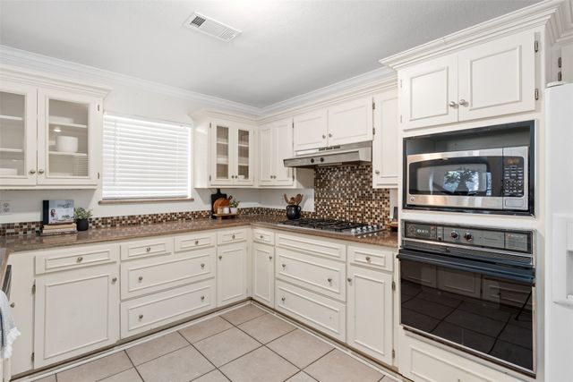 3536 Suffolk Drive, Fort Worth, TX 76109