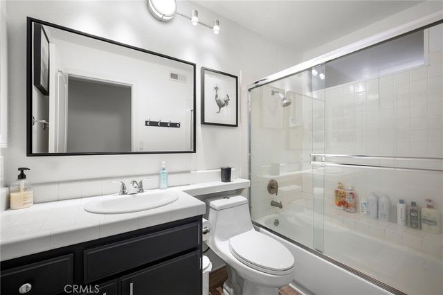 25703 Holiday Circle C, Stevenson Ranch, CA 91381