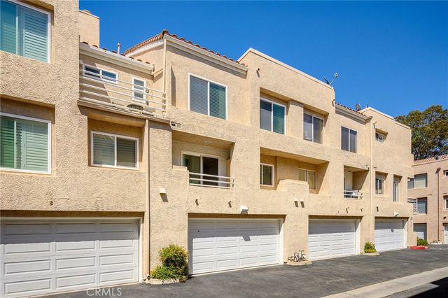 25703 Holiday Circle C, Stevenson Ranch, CA 91381
