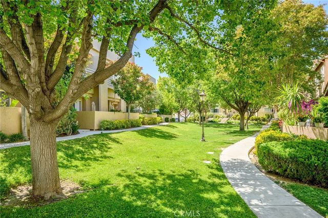 25703 Holiday Circle C, Stevenson Ranch, CA 91381