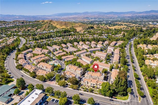 25703 Holiday Circle C, Stevenson Ranch, CA 91381
