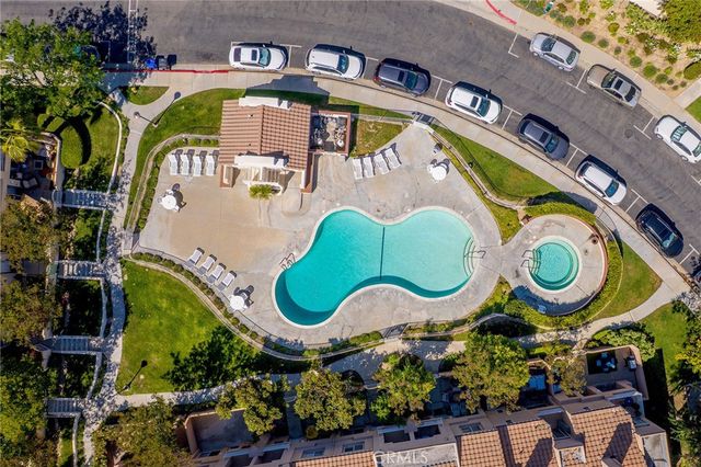 25703 Holiday Circle C, Stevenson Ranch, CA 91381
