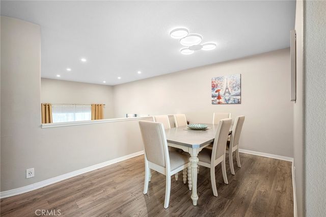 25703 Holiday Circle C, Stevenson Ranch, CA 91381