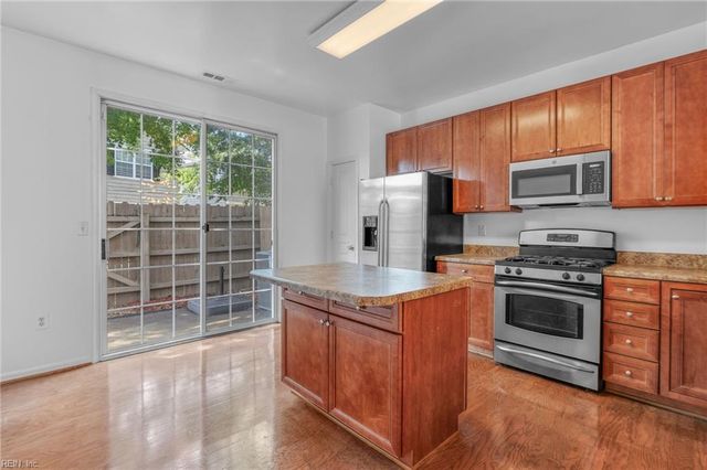 1513 Longparish WAY, Chesapeake, VA 23320