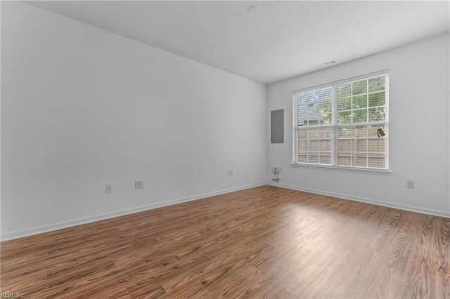 1513 Longparish WAY, Chesapeake, VA 23320