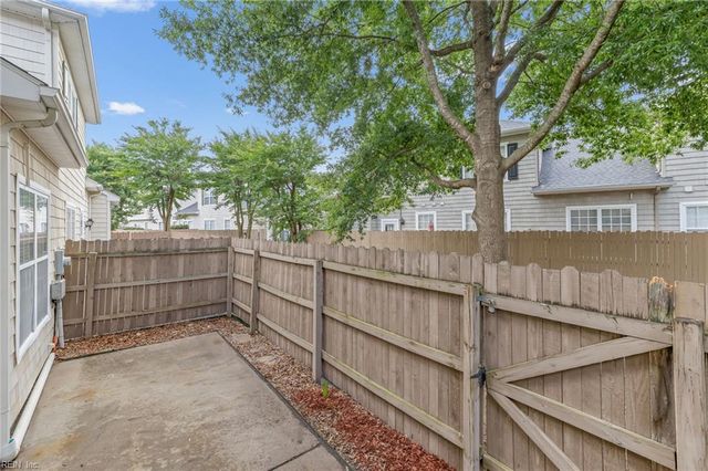 1513 Longparish WAY, Chesapeake, VA 23320
